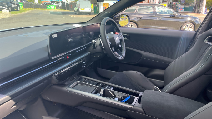 Hyundai Ioniq 6 N 478kW 84 kWh 4dr Auto [Vision Roof] Electric Saloon - Image 9